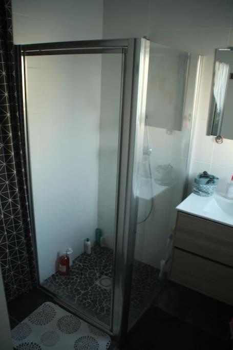 Jolie chambre dans quartier calme Eysines Extérieur photo